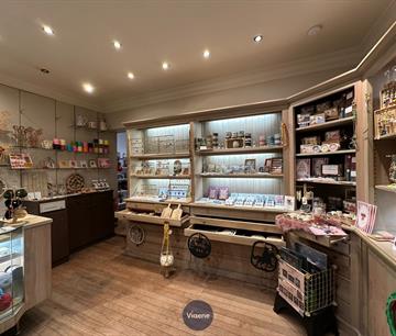 Handelsgelijkvloers Te koop Oostende