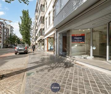 Handelsgelijkvloers Te koop Oostende