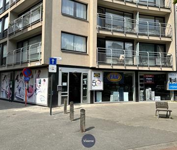 Handelsgelijkvloers Te huur Oostende