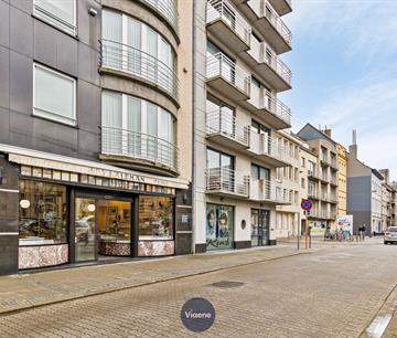 Handelsgelijkvloers Te huur Oostende
